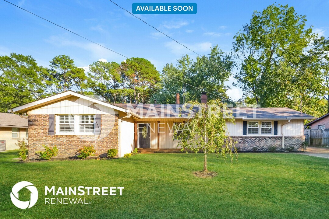 304 Matterhorn Dr in Old Hickory, TN - Building Photo