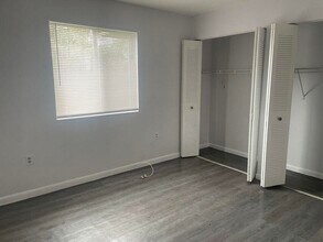 6054 Forest Hill Blvd in West Palm Beach, FL - Building Photo - Building Photo