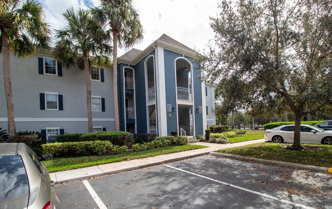 2304 Clubside Dr in Longwood, FL - Foto de edificio - Building Photo