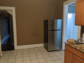 345 High St in Burlington, NJ - Building Photo - Building Photo