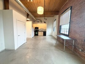 88 Gerrish Ave, Unit 317 in Chelsea, MA - Building Photo