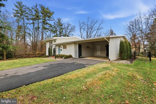 property at 6616 Beverly Ave