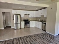 3103 Sunnydale Dr photo'