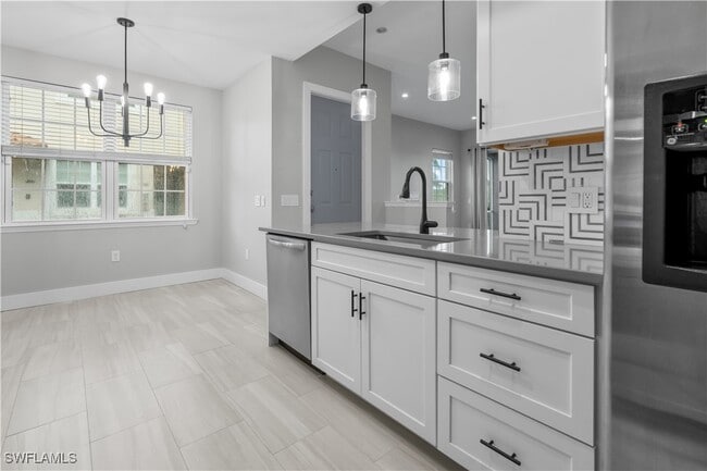 18268 Creekside Preserve Loop in Ft. Myers, FL - Building Photo - Building Photo