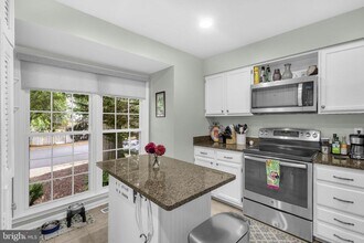 4328 Gypsy Ct in Alexandria, VA - Building Photo - Building Photo