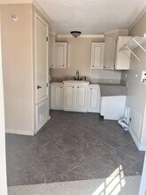 44 Lake Falls Ln in Huntsville, TX - Foto de edificio - Building Photo