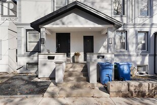 712 Brock St in Windsor, ON - Building Photo