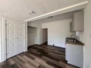 2108 Ave D in Brownwood, TX - Building Photo - Building Photo