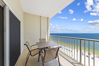 561 E Beach Blvd in Gulf Shores, AL - Building Photo - Building Photo