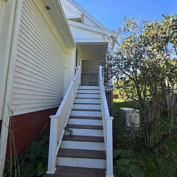 230-232 Spruce Ln Ext, Unit A in Dover, NH - Building Photo - Building Photo