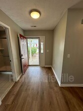 4007 Mimosa View Dr in Louisville, KY - Building Photo - Building Photo