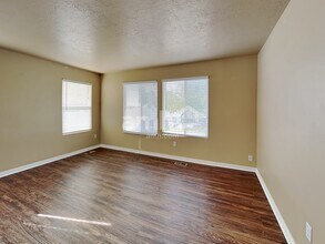 14064 S Rosaleen Ln in Herriman, UT - Building Photo - Building Photo
