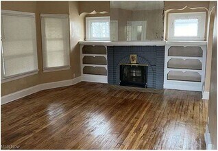 3594 E 153rd St in Cleveland, OH - Building Photo - Building Photo