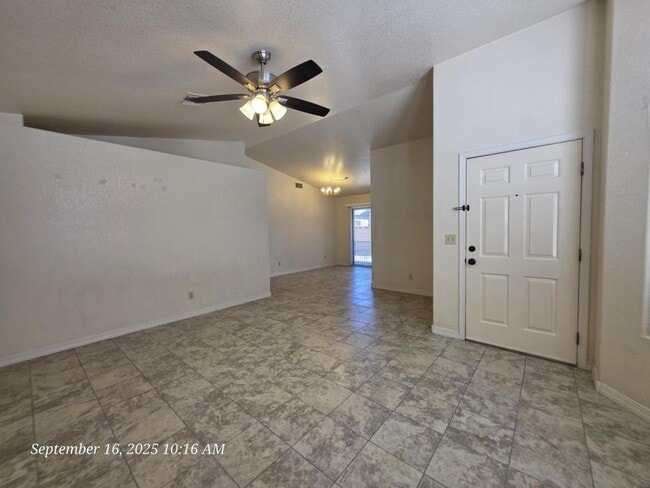 3757 Lass Ave in Kingman, AZ - Building Photo - Building Photo