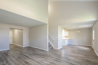 4327 Village Trace Dr in Indianapolis, IN - Building Photo - Building Photo