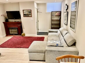 295 Wright Ave in Toronto, ON - Building Photo - Building Photo