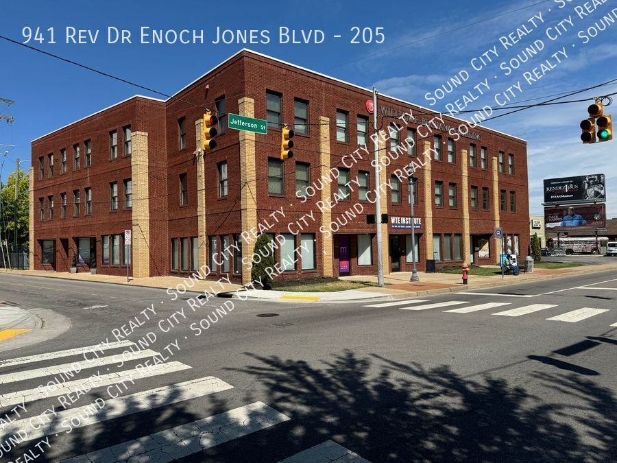 941 Rev Dr Enoch Jones Blvd-Unit -205 in Nashville, TN - Building Photo
