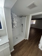 5053 Speedway Rd in North Wilkesboro, NC - Foto de edificio - Building Photo