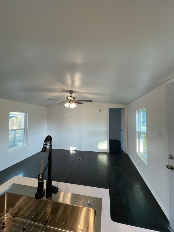 620 W Sunset Dr in Atmore, AL - Foto de edificio - Building Photo