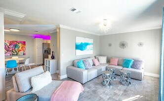 22 Moreno Point Rd, Unit Unit 3 in Destin, FL - Building Photo