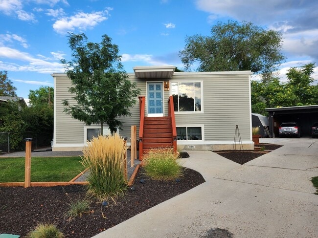 property at 966 Austin Ave