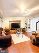 4333 Cedarlake Ct in Alexandria, VA - Building Photo - Building Photo