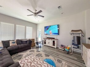 4578 Red Oak Dr in Milton, FL - Building Photo - Building Photo