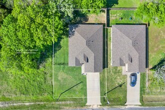 6334 Park Ave in Texas City, TX - Building Photo - Building Photo