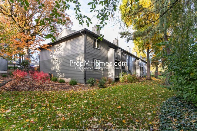 12614 NW Barnes Rd in Portland, OR - Foto de edificio - Building Photo