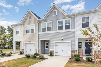 172 Paramount Dr in Smithfield, NC - Building Photo - Building Photo