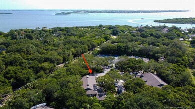 5300 SE Schooner Oaks Way in Stuart, FL - Building Photo - Building Photo