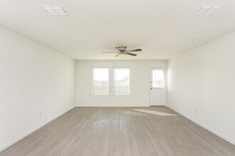 2209 La Vis Ln, Unit 5308 in Fort Worth, TX - Foto de edificio - Building Photo