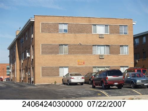 9430 S Ridgeland Ave in Chicago Ridge, IL - Building Photo