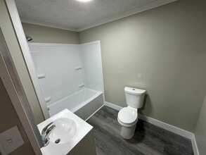 16 S McGee St in Dayton, OH - Building Photo - Building Photo