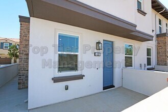4113 Calle Arbol in Oceanside, CA - Building Photo - Building Photo