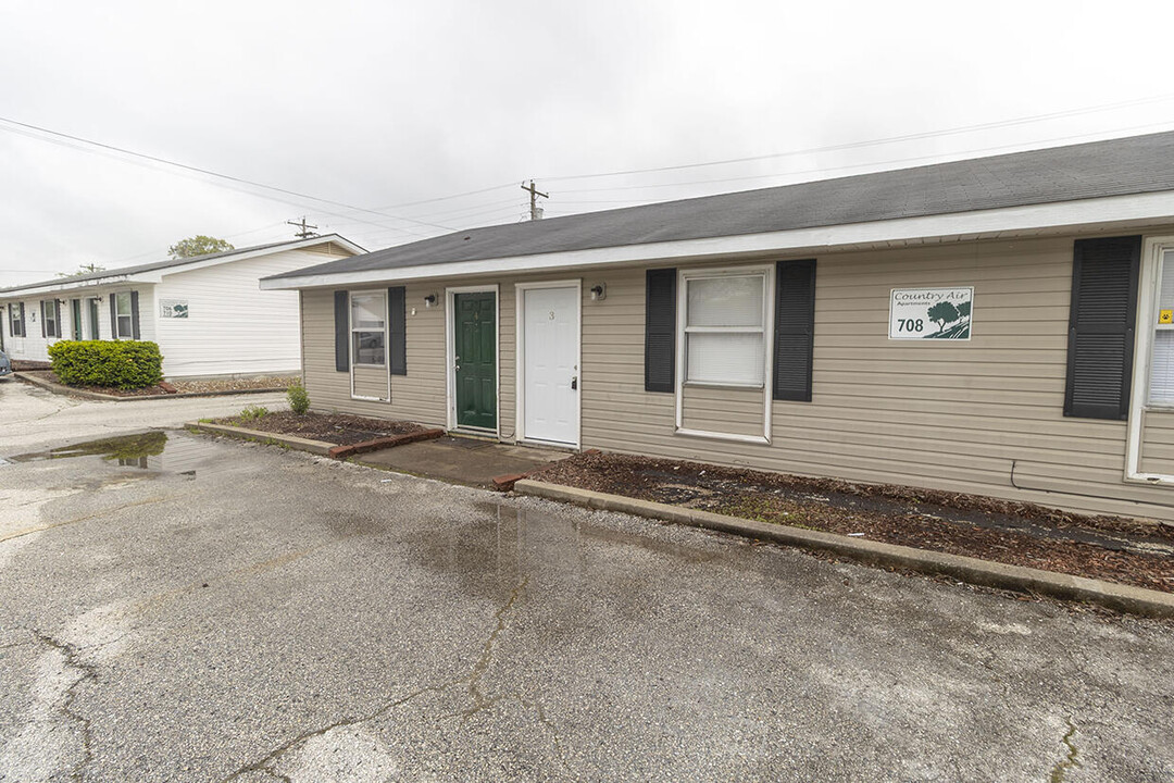 708 W Cunningham Dr in Columbia, MO - Building Photo