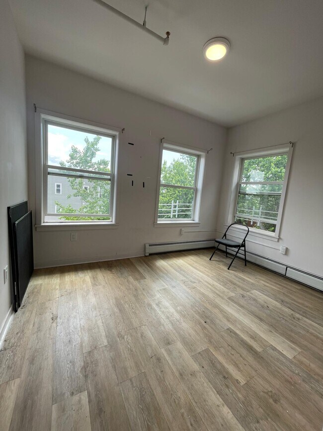 441 Bergen Ave, Unit 2L in Jersey City, NJ - Building Photo - Building Photo