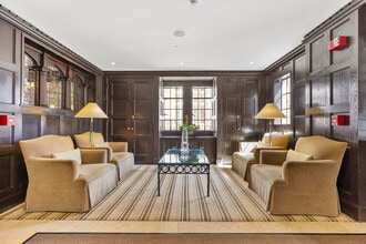 20 Chapel St in Brookline, MA - Building Photo - Building Photo