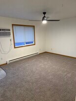 728 31st St N in Fargo, ND - Building Photo