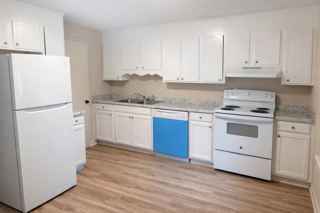 1628 Spring Garden St in Greensboro, NC - Building Photo - Building Photo