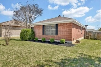 1101 Disraeli Cir in Pflugerville, TX - Building Photo - Building Photo