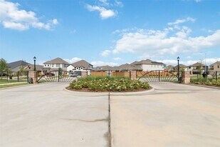 728 Lake Lacosta Dr in Katy, TX - Building Photo