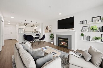 Mercerview Apartments in Seattle, WA - Foto de edificio - Building Photo