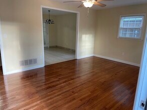 406 Bryan St in Garner, NC - Building Photo - Building Photo