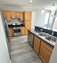 129 Claudia Way in Oceanside, CA - Building Photo - Building Photo