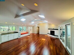 1 Kirkcrest Ct in Alamo, CA - Building Photo - Building Photo