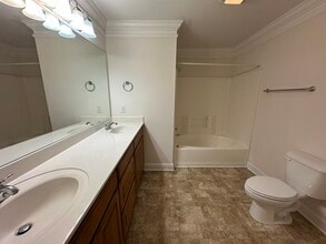 122 Crown Point Dr in Cornelia, GA - Building Photo - Building Photo