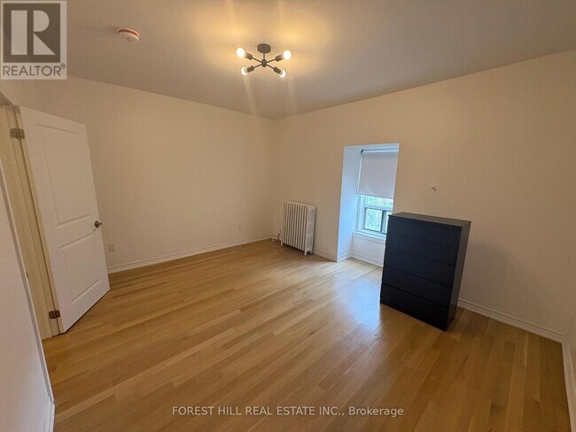 property at 756 Queen St W