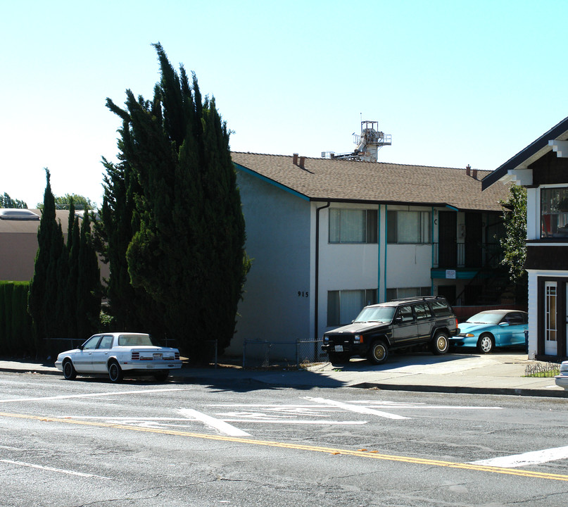 915 Maine St in Vallejo, CA - Building Photo