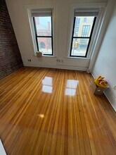 2020 Massachusetts Ave, Unit 1 in Cambridge, MA - Building Photo - Building Photo
